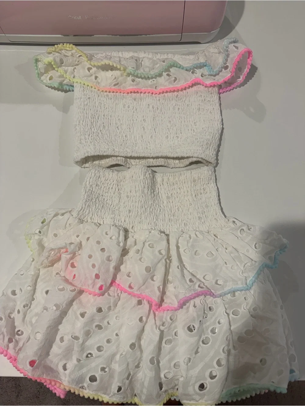 Lola + The Boys White Rainbow Fancy Eyelet Set Size 12 EUC